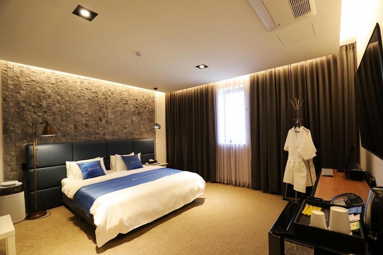 Chuncheon Hotel Bentley Exterior foto